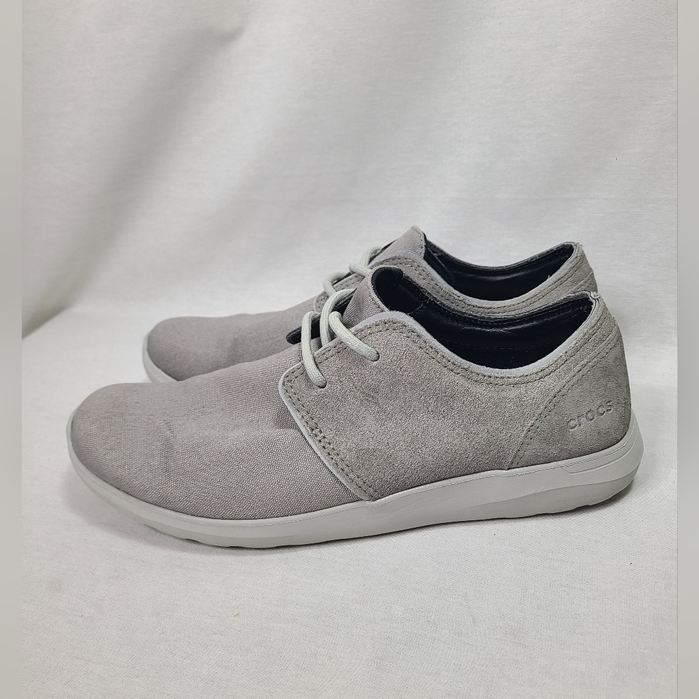 Crocs 204223 Kinsale 2-Eye Sneaker Gray Size 9 Mens